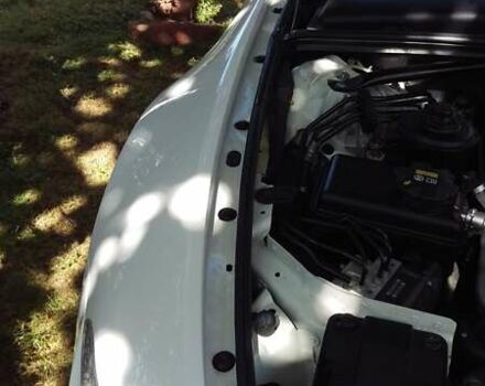 Белый БМВ 6 Серия, объемом двигателя 4.8 л и пробегом 190 тыс. км за 14300 $, фото 16 на Automoto.ua