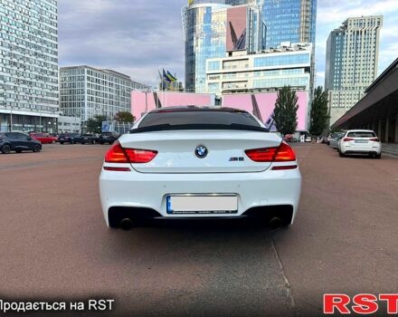 Белый БМВ 6 Серия, объемом двигателя 3 л и пробегом 150 тыс. км за 25000 $, фото 4 на Automoto.ua