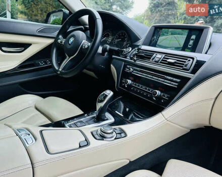 Чорний БМВ 6 Серія, об'ємом двигуна 3 л та пробігом 240 тис. км за 17999 $, фото 6 на Automoto.ua