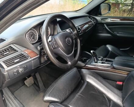 Черный БМВ 6 Серия, объемом двигателя 4.4 л и пробегом 160 тыс. км за 15000 $, фото 6 на Automoto.ua