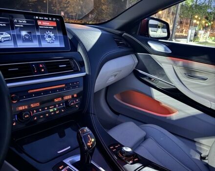 Красный БМВ 6 Серия, объемом двигателя 4.4 л и пробегом 133 тыс. км за 28000 $, фото 5 на Automoto.ua