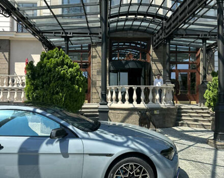 Серый БМВ 6 Серия, объемом двигателя 4.4 л и пробегом 330 тыс. км за 24000 $, фото 16 на Automoto.ua