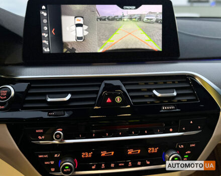 Сірий БМВ 630, об'ємом двигуна 3 л та пробігом 112 тис. км за 49999 $, фото 19 на Automoto.ua