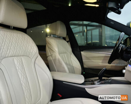 Сірий БМВ 630, об'ємом двигуна 3 л та пробігом 112 тис. км за 49999 $, фото 24 на Automoto.ua