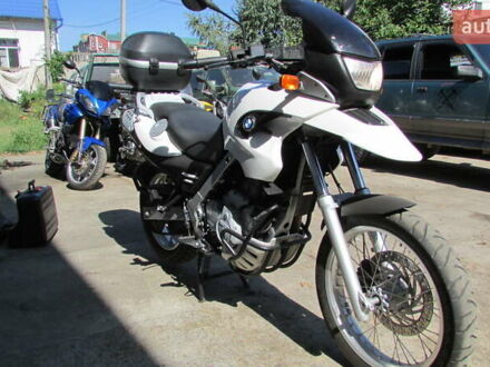 БМВ 650 2006 у Чернівцях на Automoto.ua Білий БМВ 650, об'ємом двигуна 0 л та пробігом 31 тис. км за 4500 $, фото 1 на Automoto.ua