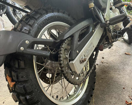 Чорний БМВ 650, об'ємом двигуна 0.65 л та пробігом 55 тис. км за 4000 $, фото 1 на Automoto.ua