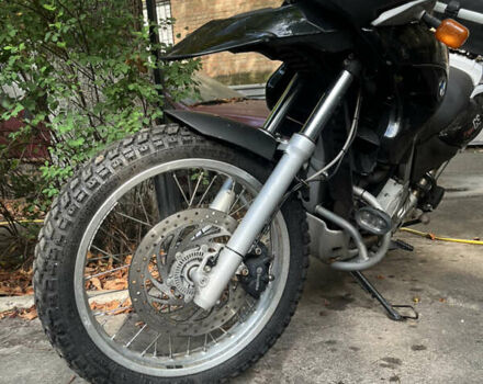 Чорний БМВ 650, об'ємом двигуна 0.65 л та пробігом 55 тис. км за 4000 $, фото 2 на Automoto.ua