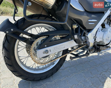 Серый БМВ 650, объемом двигателя 0.65 л и пробегом 54 тыс. км за 3800 $, фото 7 на Automoto.ua