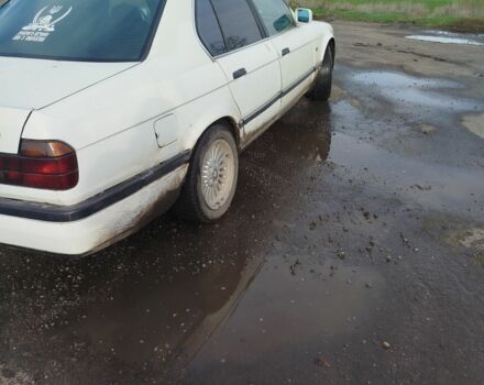 Белый БМВ 7 Серия, объемом двигателя 3 л и пробегом 298 тыс. км за 1800 $, фото 3 на Automoto.ua