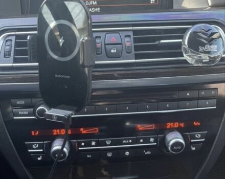 Белый БМВ 7 Серия, объемом двигателя 3 л и пробегом 124 тыс. км за 12900 $, фото 8 на Automoto.ua