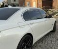 Белый БМВ 7 Серия, объемом двигателя 3 л и пробегом 124 тыс. км за 12900 $, фото 6 на Automoto.ua