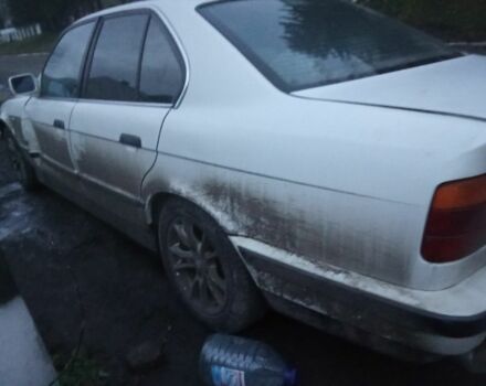 Белый БМВ 7 Серия, объемом двигателя 2 л и пробегом 333 тыс. км за 1420 $, фото 5 на Automoto.ua