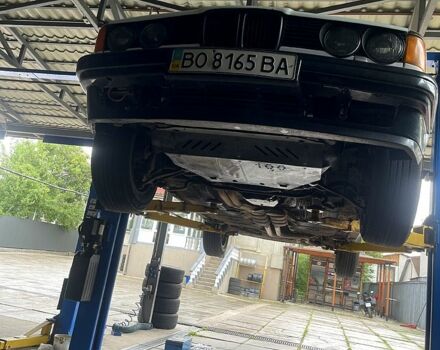 Белый БМВ 7 Серия, объемом двигателя 3 л и пробегом 300 тыс. км за 2200 $, фото 1 на Automoto.ua