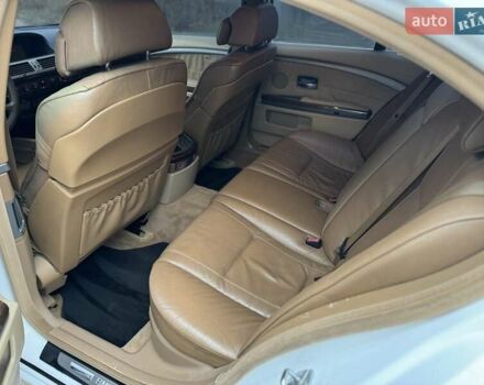 Белый БМВ 7 Серия, объемом двигателя 4.4 л и пробегом 317 тыс. км за 4499 $, фото 10 на Automoto.ua