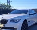 Белый БМВ 7 Серия, объемом двигателя 4.4 л и пробегом 300 тыс. км за 12500 $, фото 1 на Automoto.ua