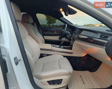 Белый БМВ 7 Серия, объемом двигателя 4.39 л и пробегом 268 тыс. км за 9500 $, фото 30 на Automoto.ua