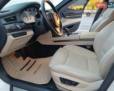 Белый БМВ 7 Серия, объемом двигателя 4.39 л и пробегом 268 тыс. км за 9500 $, фото 37 на Automoto.ua