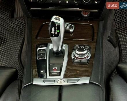 Білий БМВ 7 Серія, об'ємом двигуна 3 л та пробігом 133 тис. км за 12500 $, фото 47 на Automoto.ua