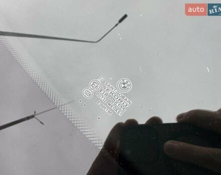 Білий БМВ 7 Серія, об'ємом двигуна 3 л та пробігом 133 тис. км за 12500 $, фото 24 на Automoto.ua