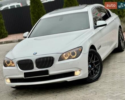 Білий БМВ 7 Серія, об'ємом двигуна 3 л та пробігом 133 тис. км за 12500 $, фото 6 на Automoto.ua