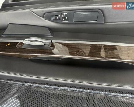 Білий БМВ 7 Серія, об'ємом двигуна 3 л та пробігом 133 тис. км за 12500 $, фото 38 на Automoto.ua