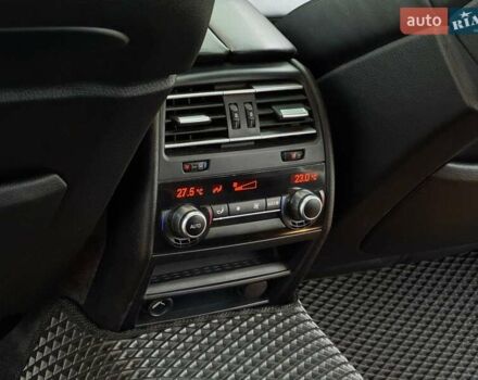 Білий БМВ 7 Серія, об'ємом двигуна 3 л та пробігом 133 тис. км за 12500 $, фото 35 на Automoto.ua
