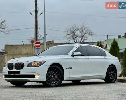 Білий БМВ 7 Серія, об'ємом двигуна 3 л та пробігом 133 тис. км за 12500 $, фото 10 на Automoto.ua