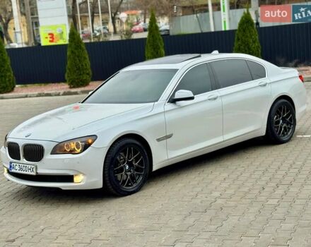 Білий БМВ 7 Серія, об'ємом двигуна 3 л та пробігом 133 тис. км за 12500 $, фото 14 на Automoto.ua