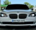 Белый БМВ 7 Серия, объемом двигателя 3 л и пробегом 137 тыс. км за 13500 $, фото 1 на Automoto.ua
