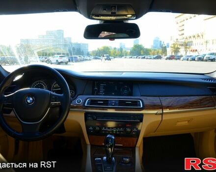 Белый БМВ 7 Серия, объемом двигателя 4.4 л и пробегом 171 тыс. км за 16600 $, фото 9 на Automoto.ua