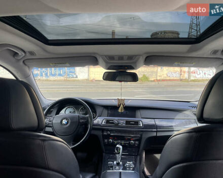 Белый БМВ 7 Серия, объемом двигателя 4.39 л и пробегом 231 тыс. км за 17700 $, фото 12 на Automoto.ua