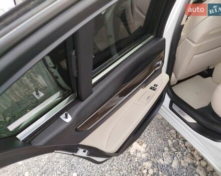 Белый БМВ 7 Серия, объемом двигателя 2.98 л и пробегом 163 тыс. км за 10997 $, фото 15 на Automoto.ua