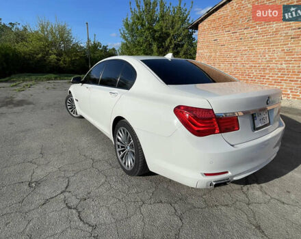 Білий БМВ 7 Серія, об'ємом двигуна 3 л та пробігом 202 тис. км за 19500 $, фото 11 на Automoto.ua