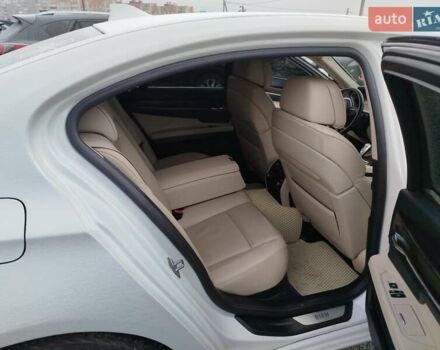 Белый БМВ 7 Серия, объемом двигателя 2.98 л и пробегом 163 тыс. км за 10997 $, фото 11 на Automoto.ua