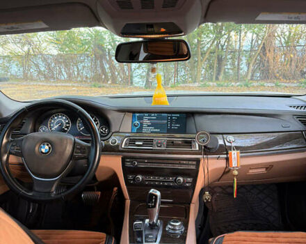 Белый БМВ 7 Серия, объемом двигателя 3 л и пробегом 115 тыс. км за 19900 $, фото 14 на Automoto.ua