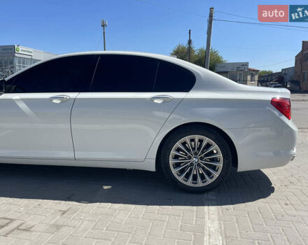 Білий БМВ 7 Серія, об'ємом двигуна 3 л та пробігом 202 тис. км за 19500 $, фото 5 на Automoto.ua