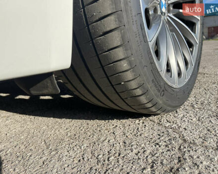 Білий БМВ 7 Серія, об'ємом двигуна 3 л та пробігом 202 тис. км за 19500 $, фото 19 на Automoto.ua