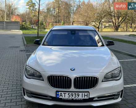 Белый БМВ 7 Серия, объемом двигателя 3 л и пробегом 230 тыс. км за 21400 $, фото 22 на Automoto.ua