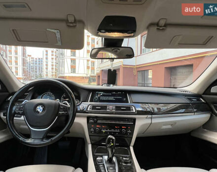 Белый БМВ 7 Серия, объемом двигателя 3 л и пробегом 230 тыс. км за 21400 $, фото 86 на Automoto.ua