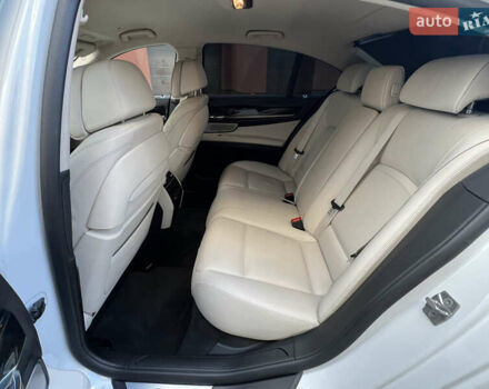 Белый БМВ 7 Серия, объемом двигателя 3 л и пробегом 230 тыс. км за 21400 $, фото 57 на Automoto.ua