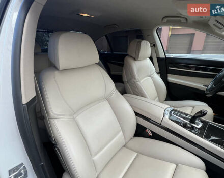 Белый БМВ 7 Серия, объемом двигателя 3 л и пробегом 230 тыс. км за 21400 $, фото 73 на Automoto.ua