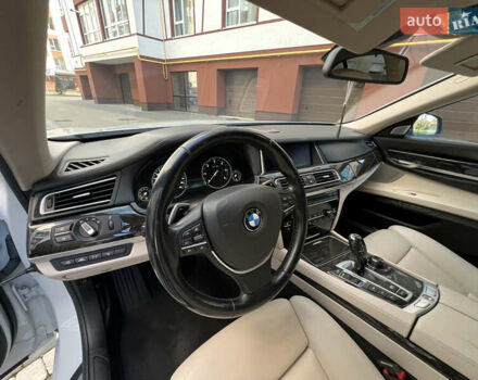 Белый БМВ 7 Серия, объемом двигателя 3 л и пробегом 230 тыс. км за 21400 $, фото 51 на Automoto.ua