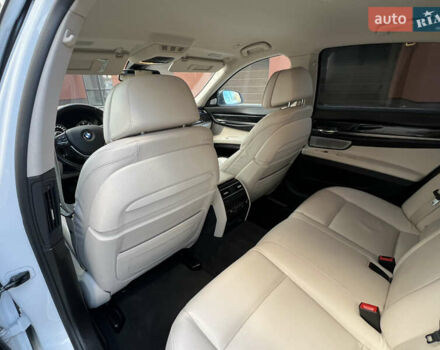 Белый БМВ 7 Серия, объемом двигателя 3 л и пробегом 230 тыс. км за 21400 $, фото 58 на Automoto.ua