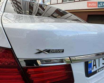 Белый БМВ 7 Серия, объемом двигателя 3 л и пробегом 230 тыс. км за 21400 $, фото 46 на Automoto.ua