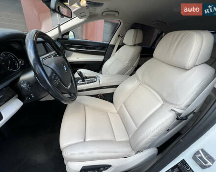 Белый БМВ 7 Серия, объемом двигателя 3 л и пробегом 230 тыс. км за 21400 $, фото 49 на Automoto.ua