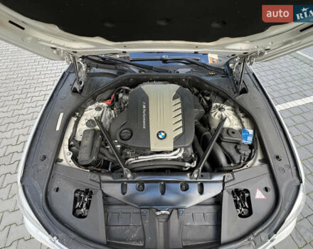 Белый БМВ 7 Серия, объемом двигателя 3 л и пробегом 230 тыс. км за 21400 $, фото 93 на Automoto.ua