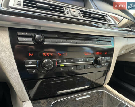 Белый БМВ 7 Серия, объемом двигателя 3 л и пробегом 230 тыс. км за 21400 $, фото 87 на Automoto.ua