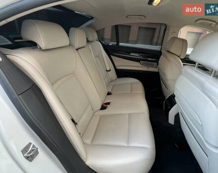 Белый БМВ 7 Серия, объемом двигателя 3 л и пробегом 230 тыс. км за 21400 $, фото 64 на Automoto.ua