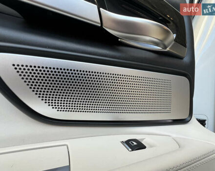 Белый БМВ 7 Серия, объемом двигателя 3 л и пробегом 230 тыс. км за 21400 $, фото 61 на Automoto.ua