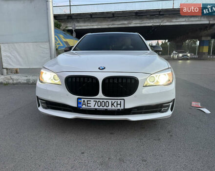 Белый БМВ 7 Серия, объемом двигателя 2.98 л и пробегом 195 тыс. км за 16900 $, фото 1 на Automoto.ua